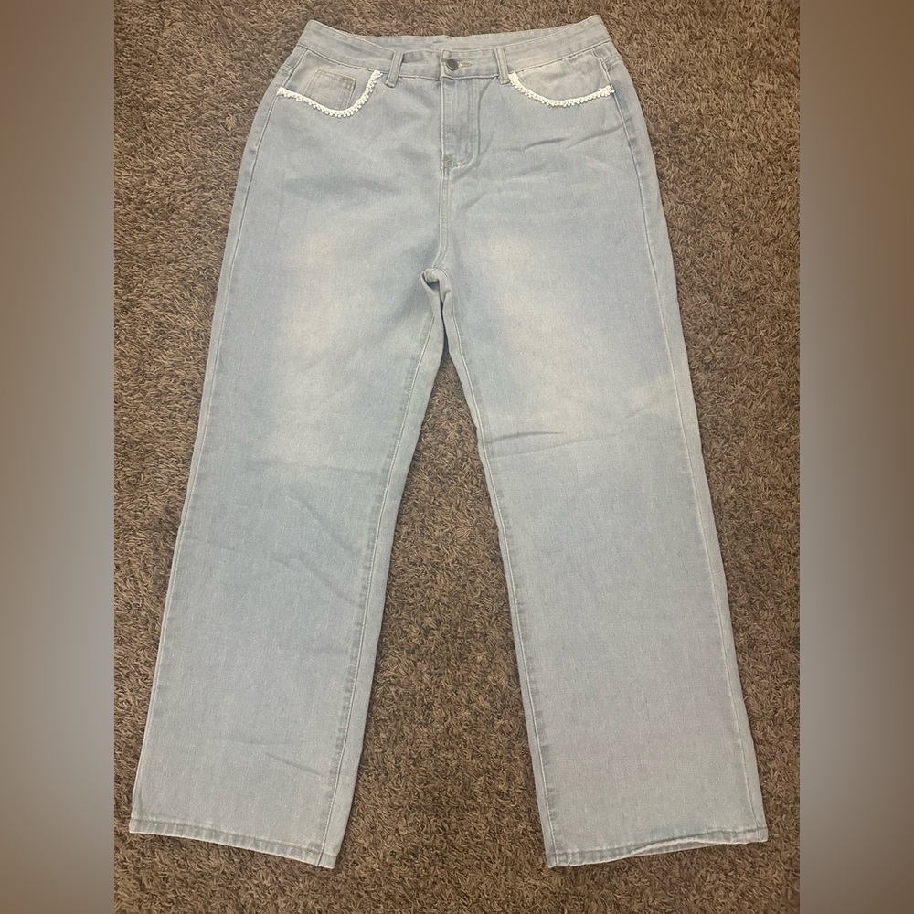 Amazon Men's Straight Jeans in Light Blue